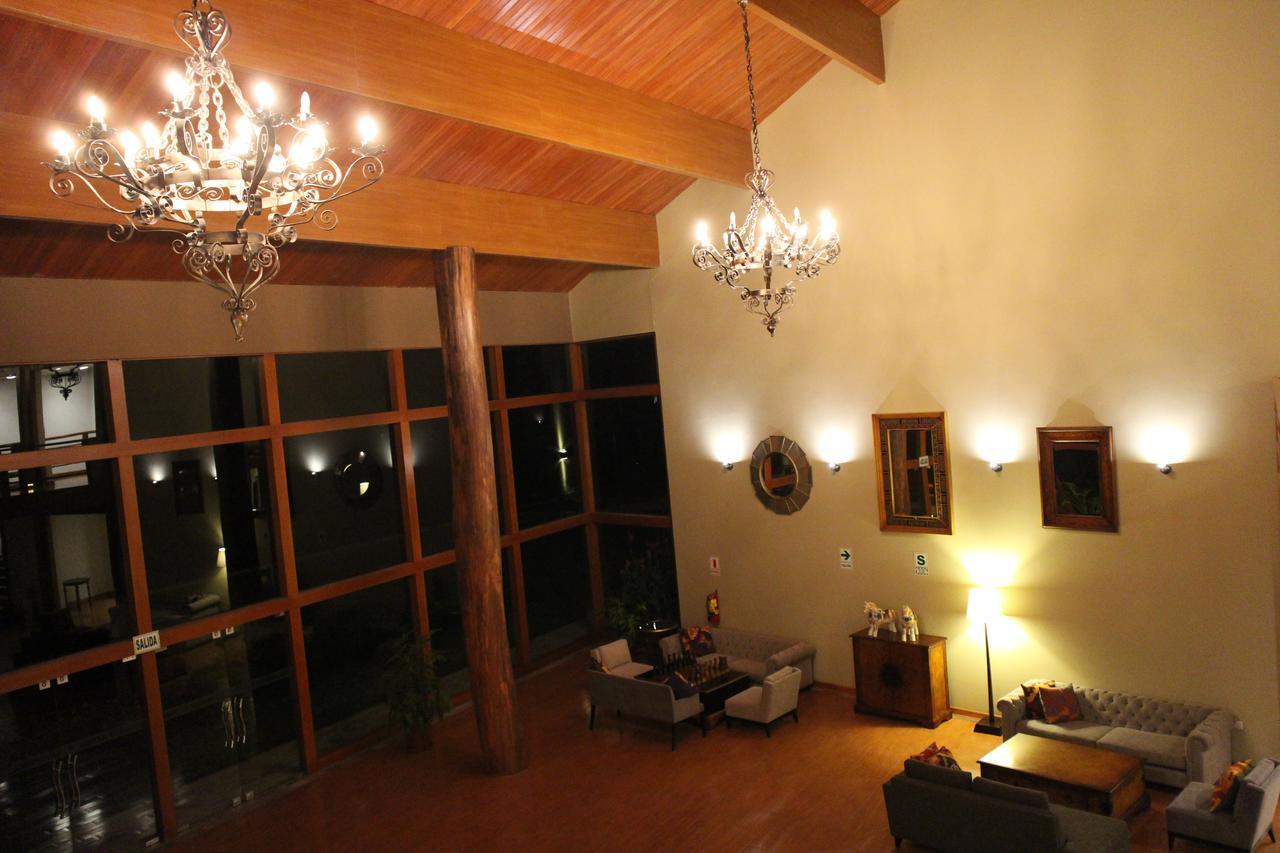 אורובמבה Taypikala Deluxe Valle Sagrado מראה חיצוני תמונה