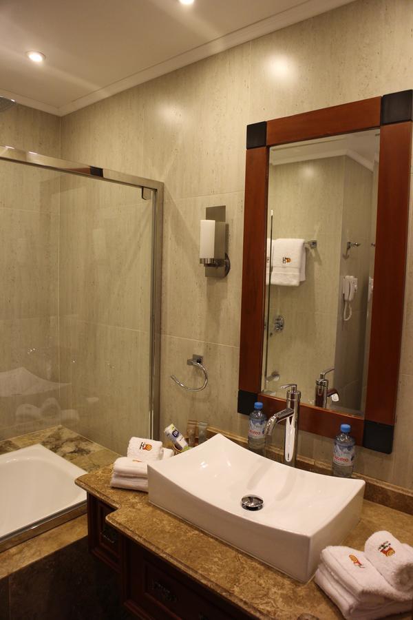 אורובמבה Taypikala Deluxe Valle Sagrado מראה חיצוני תמונה